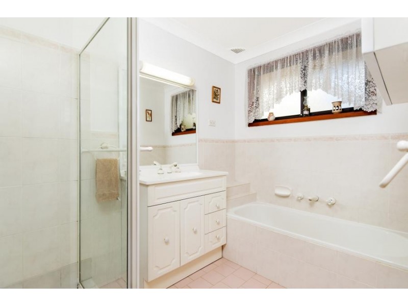 80 Queenscliff Drive, Woodbine NSW 2560