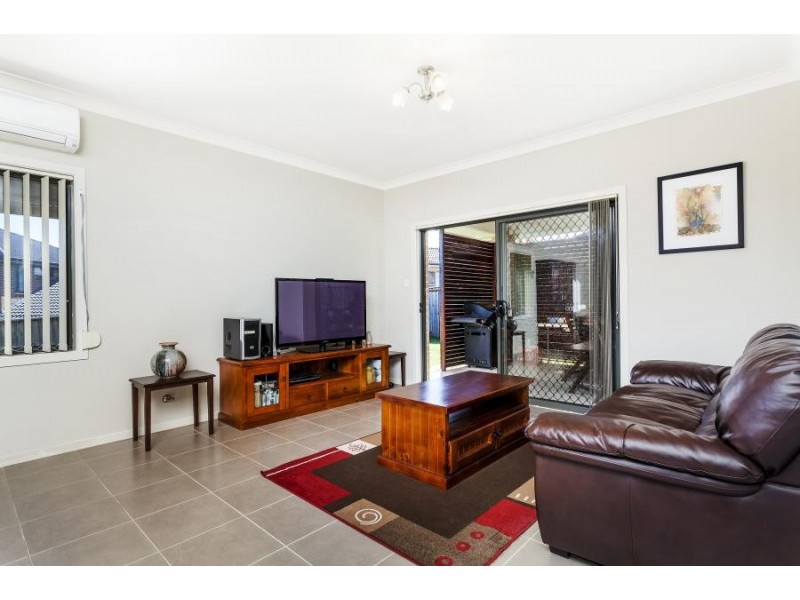 4 Trickett Street, Minto NSW 2566