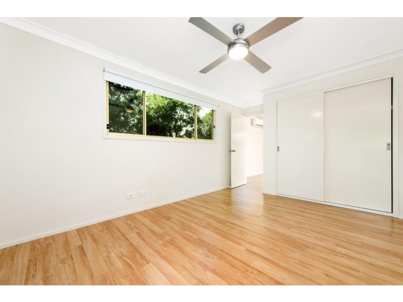 4 Albert Place, Leumeah NSW 2560