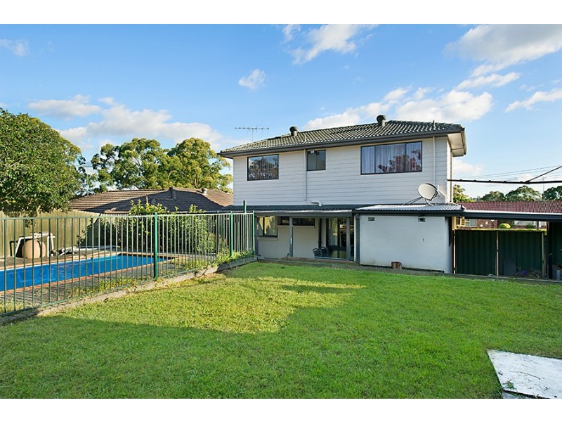 22 Pinaroo Crescent, Bradbury NSW 2560