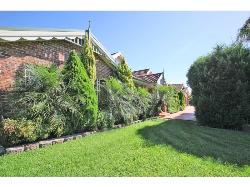 2 Gowan Place, Denham Court NSW 2565