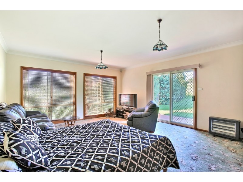 2 Gowan Place, Denham Court NSW 2565