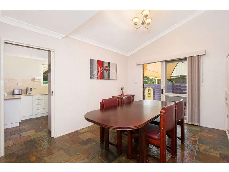 24 Burrinjuck Street, Leumeah NSW 2560