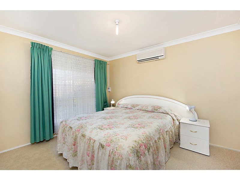 2/74 Fenton Crescent, Minto NSW 2566