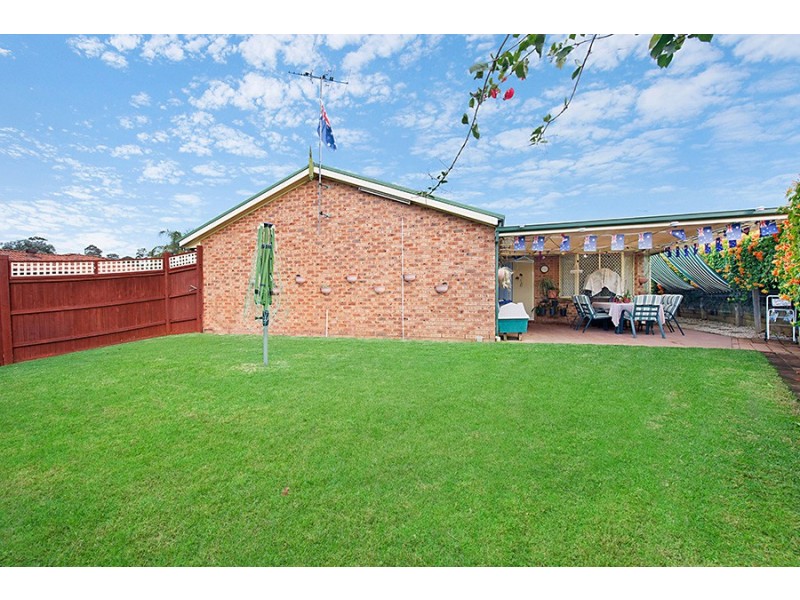 2/74 Fenton Crescent, Minto NSW 2566