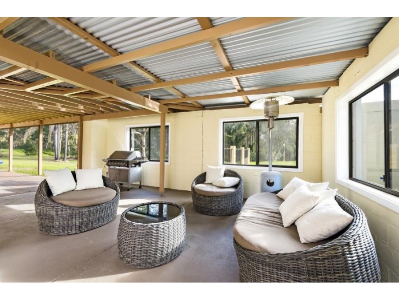 143 Georges River Road, Kentlyn NSW 2560