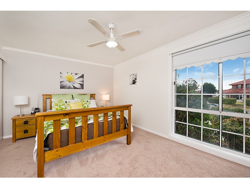 4 Jull Place, St Helens Park NSW 2560