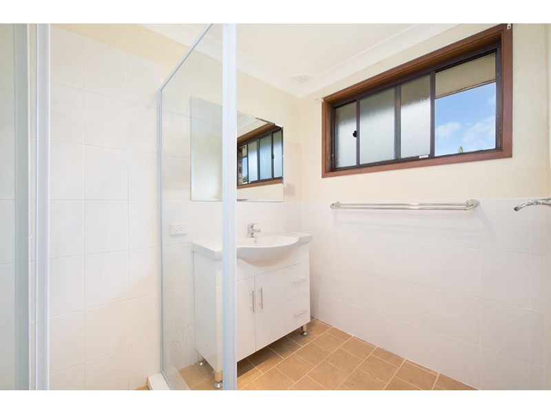 4/4 Bundy Close, Macquarie Fields NSW 2564