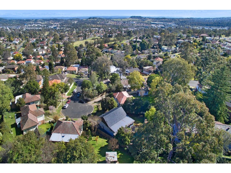 5 Sheather Place, Campbelltown NSW 2560