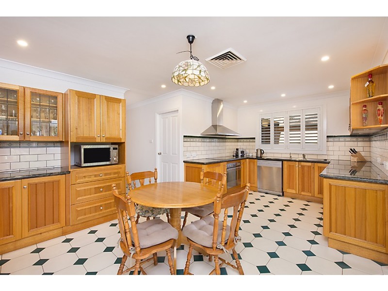 197 Georges River Road, Kentlyn NSW 2560