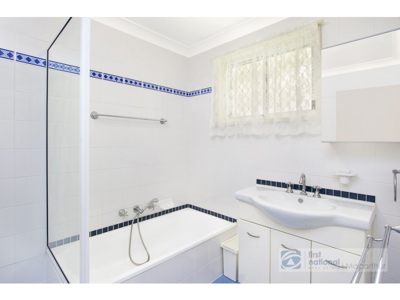 9 Goodsell Street, Minto NSW 2566