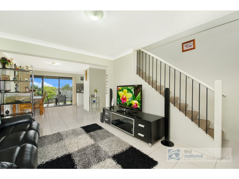10 Kippax Avenue, Leumeah NSW 2560