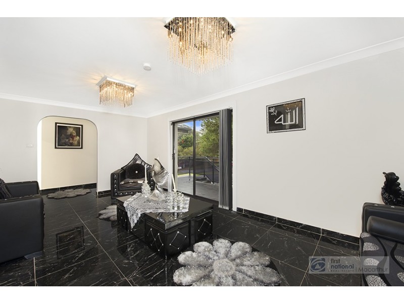 85 Wyangala Crescent, Leumeah NSW 2560
