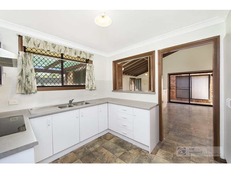 2/72 Cornelian Avenue, Eagle Vale NSW 2558