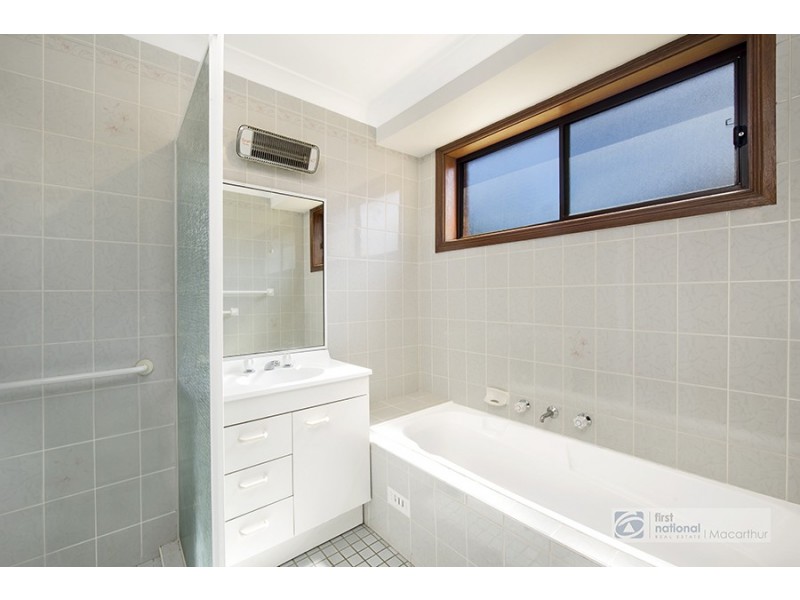 2/72 Cornelian Avenue, Eagle Vale NSW 2558