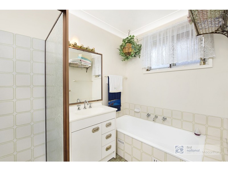 29 Goodsell Street, Minto NSW 2566