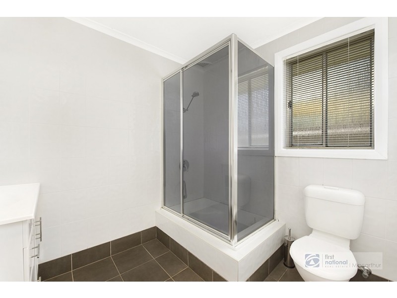 11 Burrendong Road, Leumeah NSW 2560