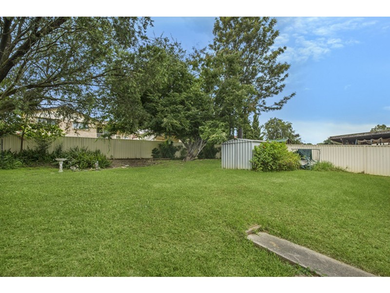 2 Moffat Place, Minto NSW 2566
