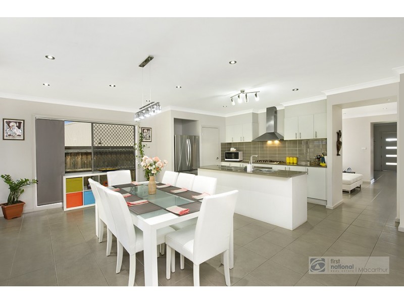 6 Cathedral Avenue, Minto NSW 2566