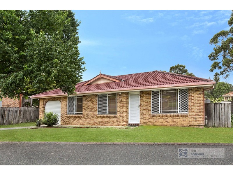 9 Glenella Way, Minto NSW 2566