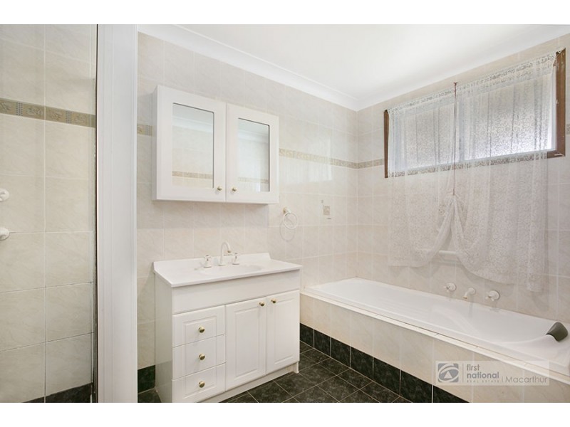 23 Haultain Street, Minto NSW 2566