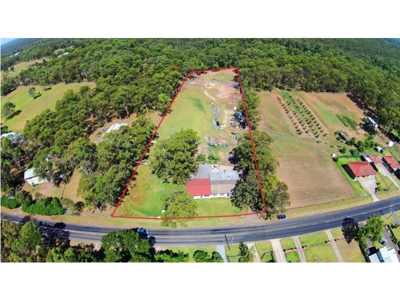 27 Eagleview Road, Minto NSW 2566