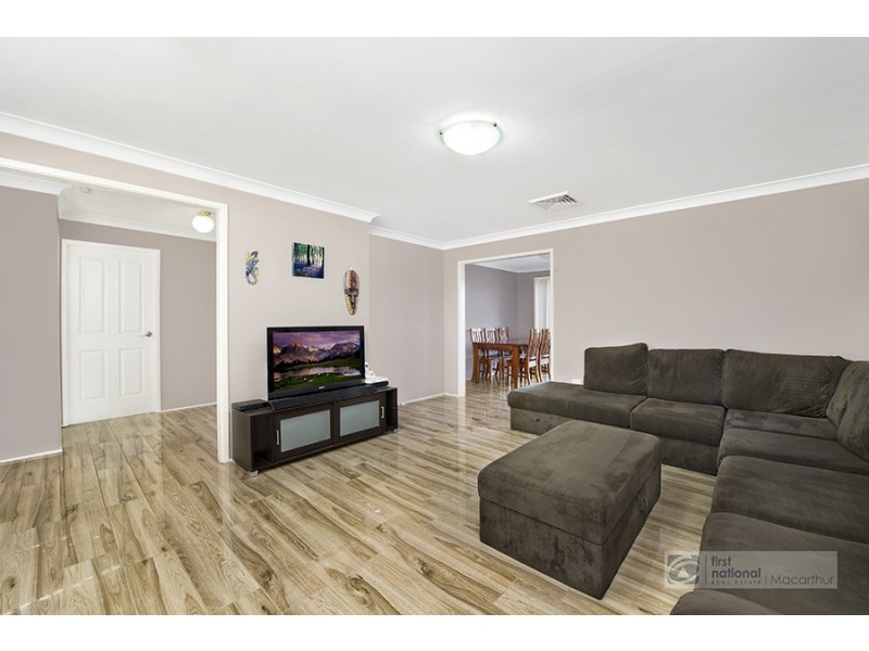 15 Flynn Crescent, Leumeah NSW 2560