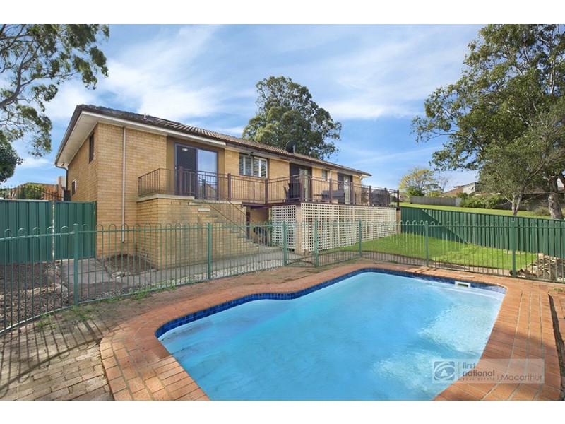 15 Flynn Crescent, Leumeah NSW 2560