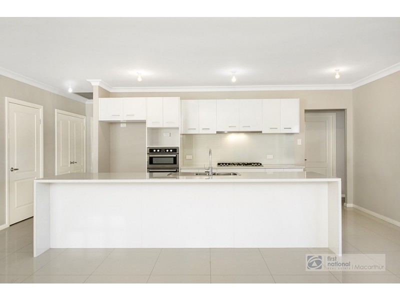 40 McKenzie Boulevard, Gregory Hills NSW 2557