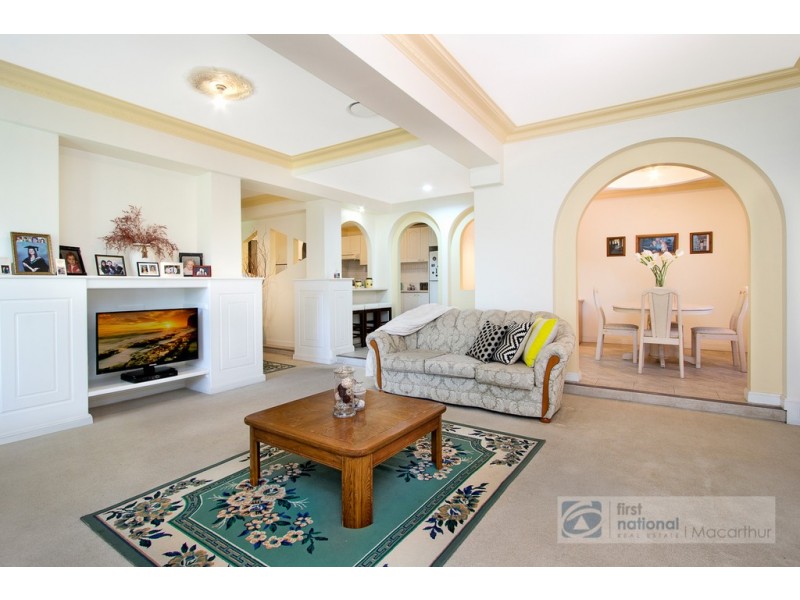 7 Moffat Place, Minto NSW 2566