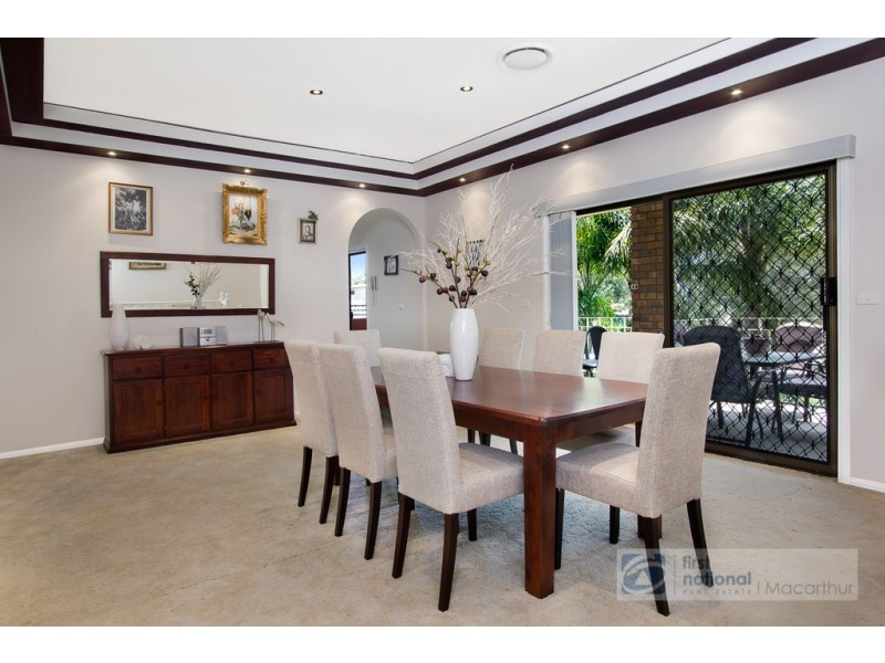 7 Moffat Place, Minto NSW 2566