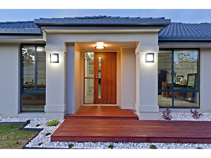 150 Beaufort Crescent, Moggill QLD 4070