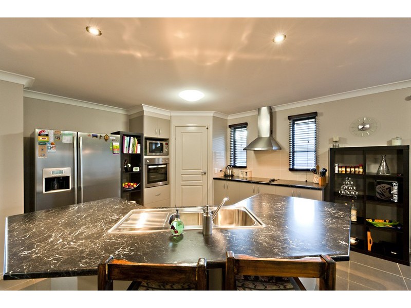 150 Beaufort Crescent, Moggill QLD 4070