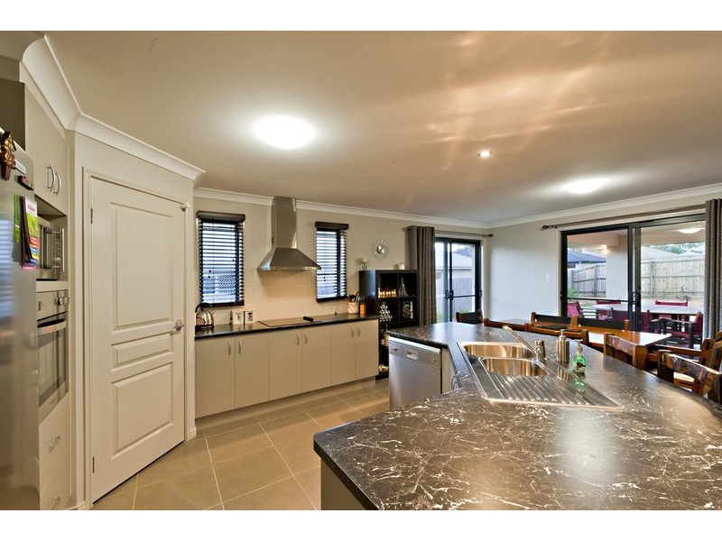 150 Beaufort Crescent, Moggill QLD 4070