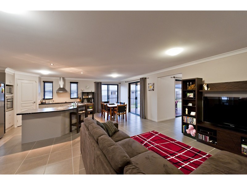 150 Beaufort Crescent, Moggill QLD 4070