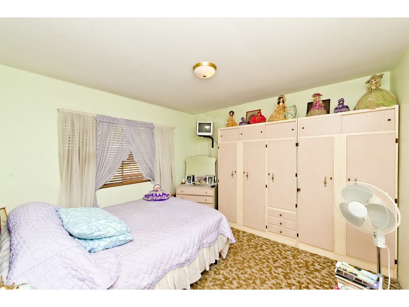 17 Raceview Avenue, Hendra QLD 4011