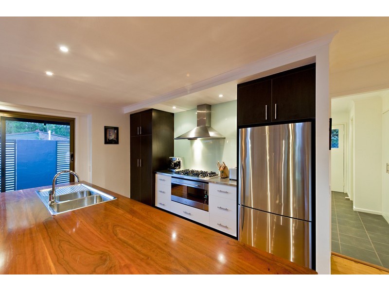 48 Tucker Street, Chapel Hill QLD 4069