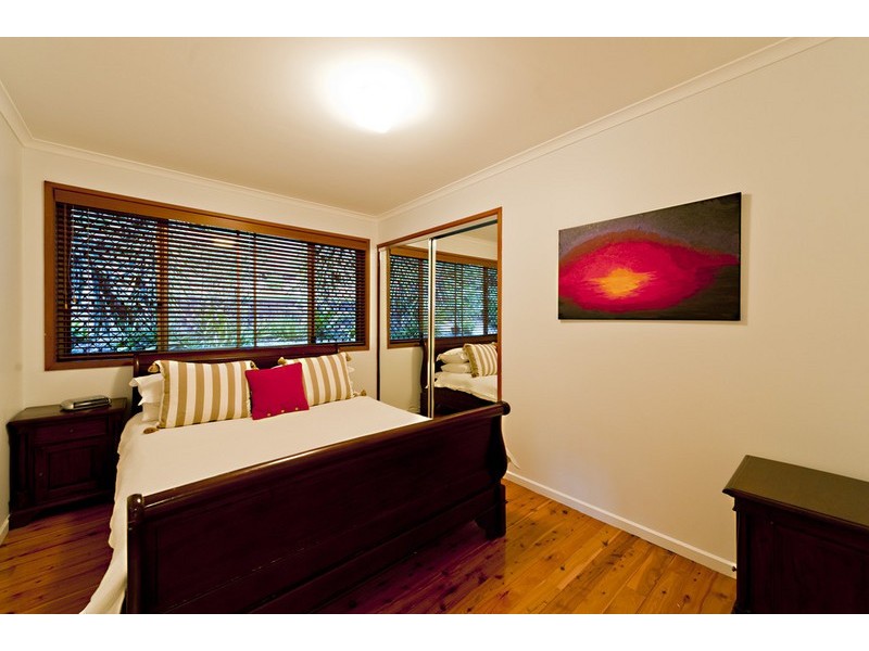 48 Tucker Street, Chapel Hill QLD 4069