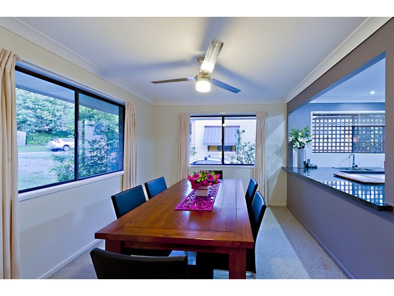 30 Aurora Crescent, Kenmore QLD 4069