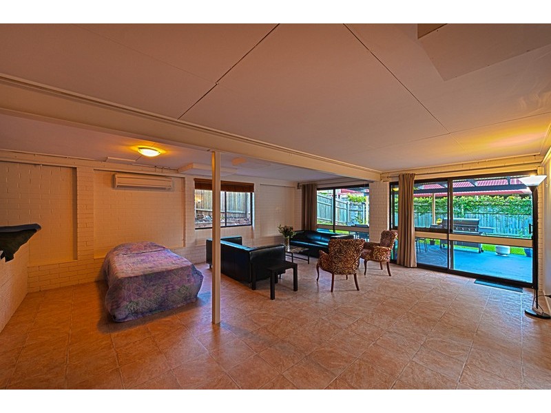 30 Aurora Crescent, Kenmore QLD 4069