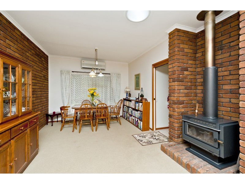 1 Palm Court, Bellbowrie QLD 4070
