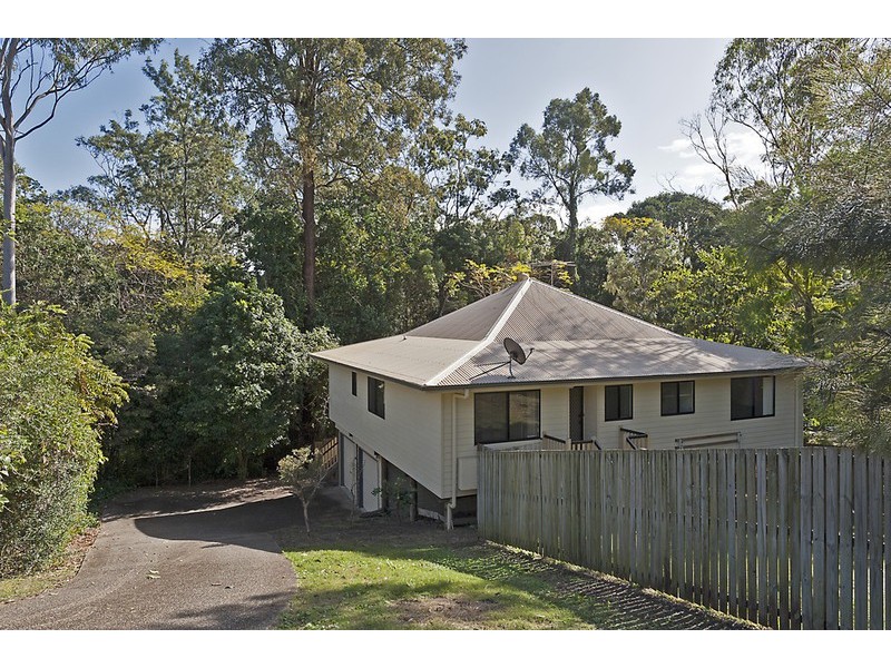 32 Kiriwina Street, Fig Tree Pocket QLD 4069