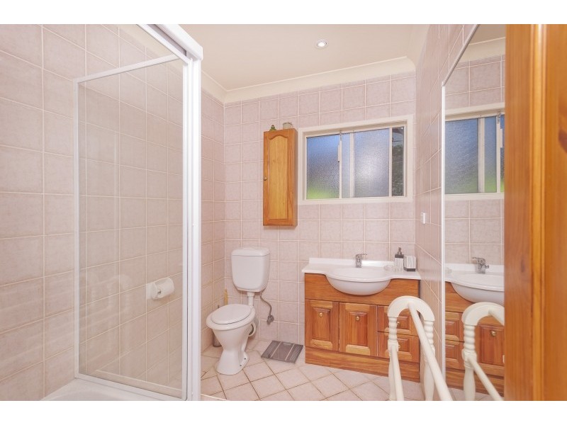 2 Fenchurch Rd, Fig Tree Pocket QLD 4069