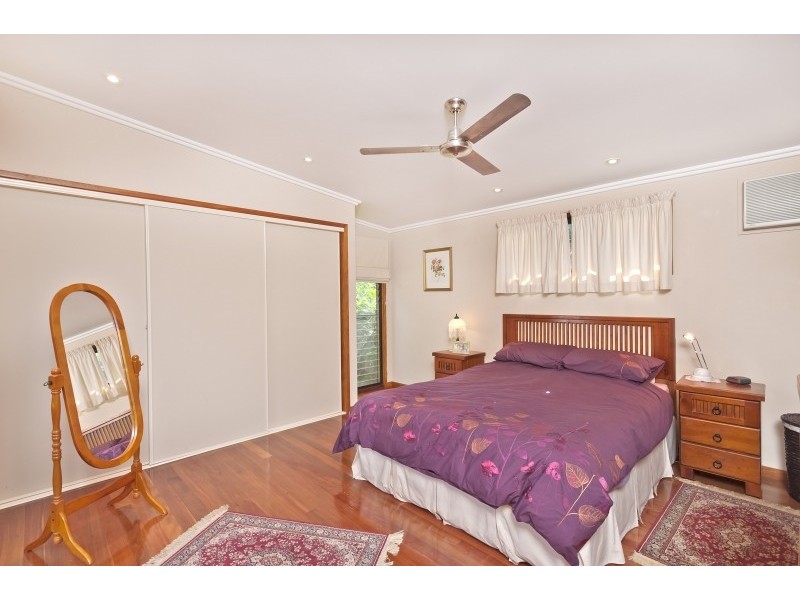2 Fenchurch Rd, Fig Tree Pocket QLD 4069