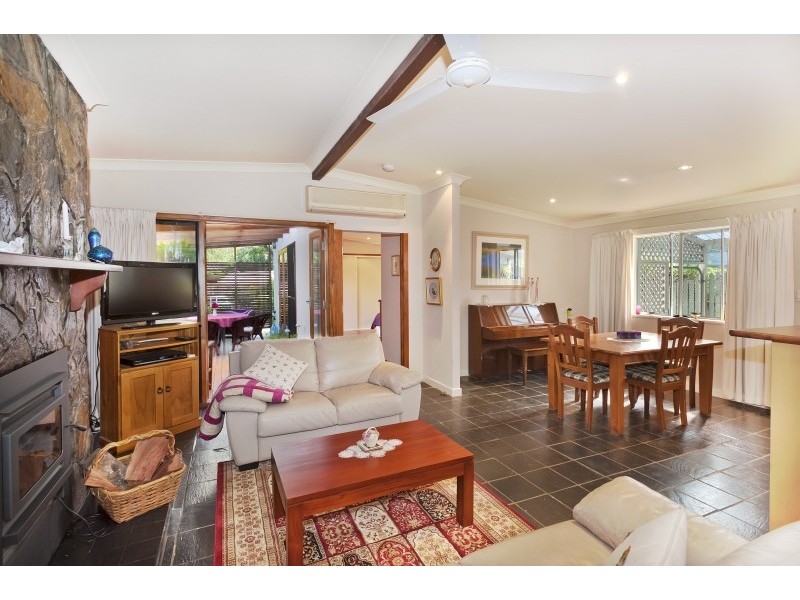 2 Fenchurch Rd, Fig Tree Pocket QLD 4069