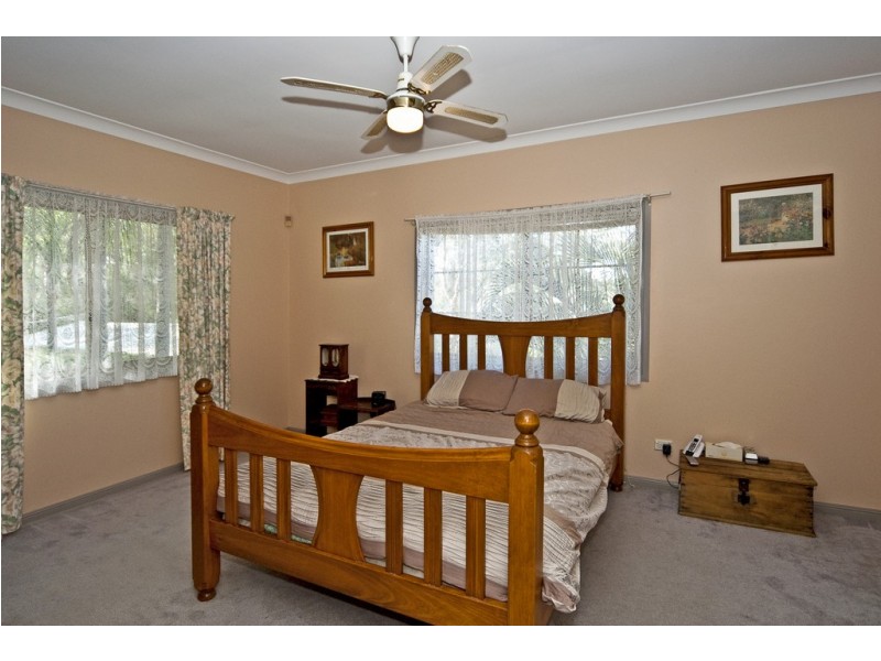 7 Gabbinbar Court, Pine Mountain QLD 4306