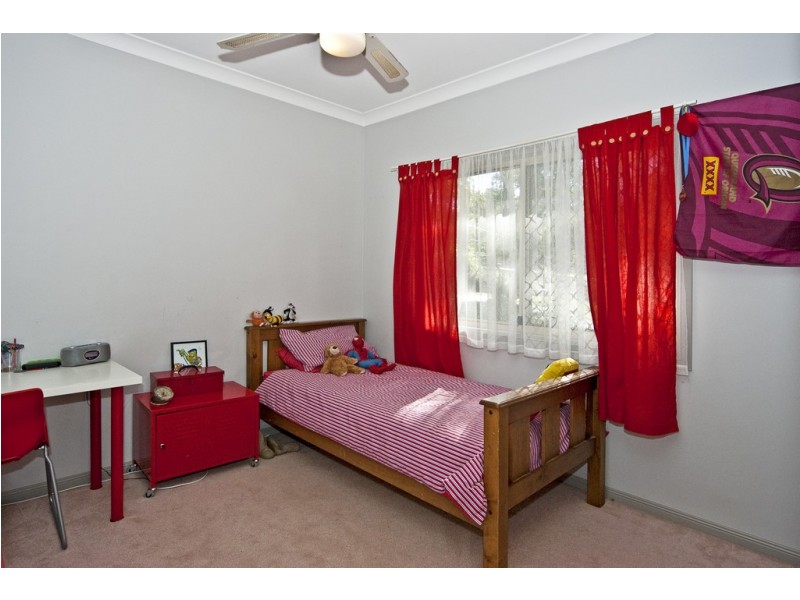 7 Gabbinbar Court, Pine Mountain QLD 4306