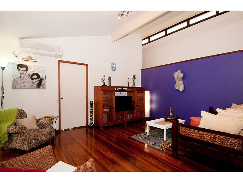 20 Aurora Crescent, Kenmore QLD 4069