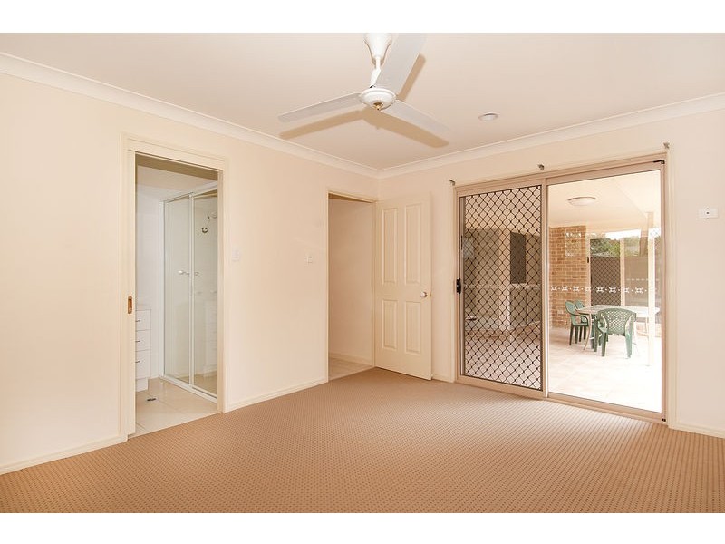 53 Wyndarra Street, Kenmore QLD 4069