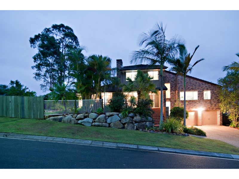 53 Morningview Street, Chapel Hill QLD 4069